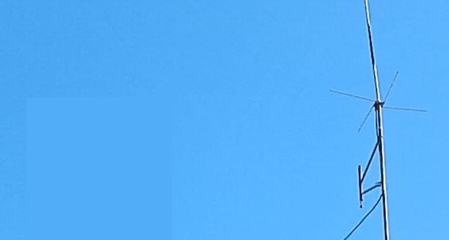 Antena VHF orejona