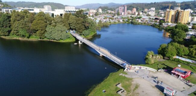 Laguna Las Tres Pascualas. Fotografía: Carolina Echagüe M.